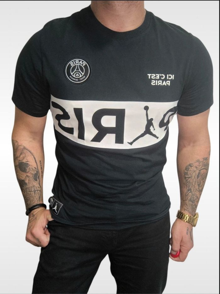 T-shirt, maillot paris saint germain,PSG ,Jordan, taille L,très bon état