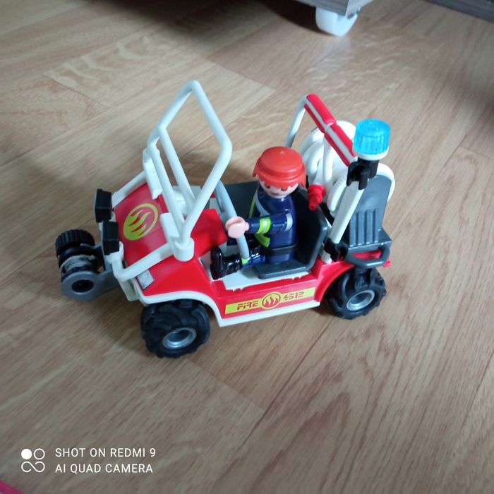 Véhicule de pompier playmobil - photo numéro 2