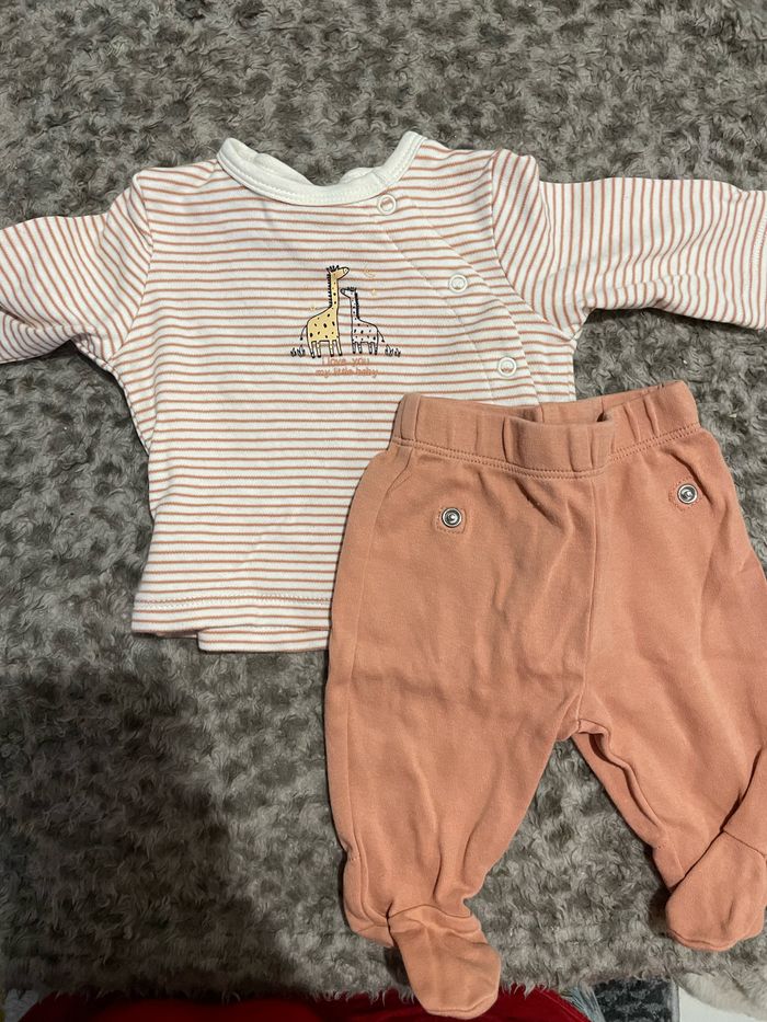 Ensemble bébé - photo numéro 2