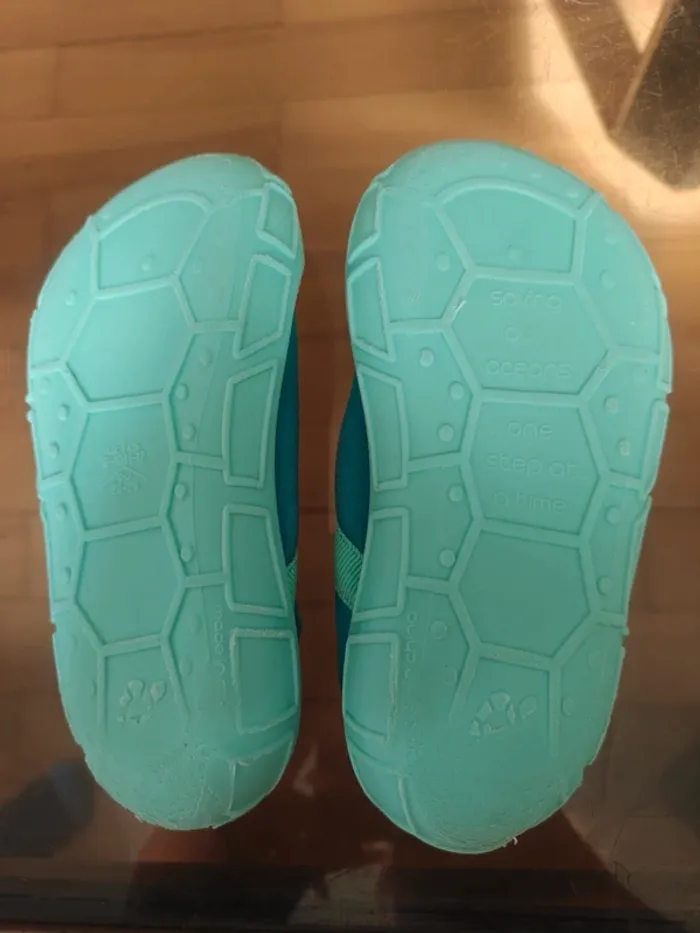 Chaussures de piscine ou plage - photo numéro 7