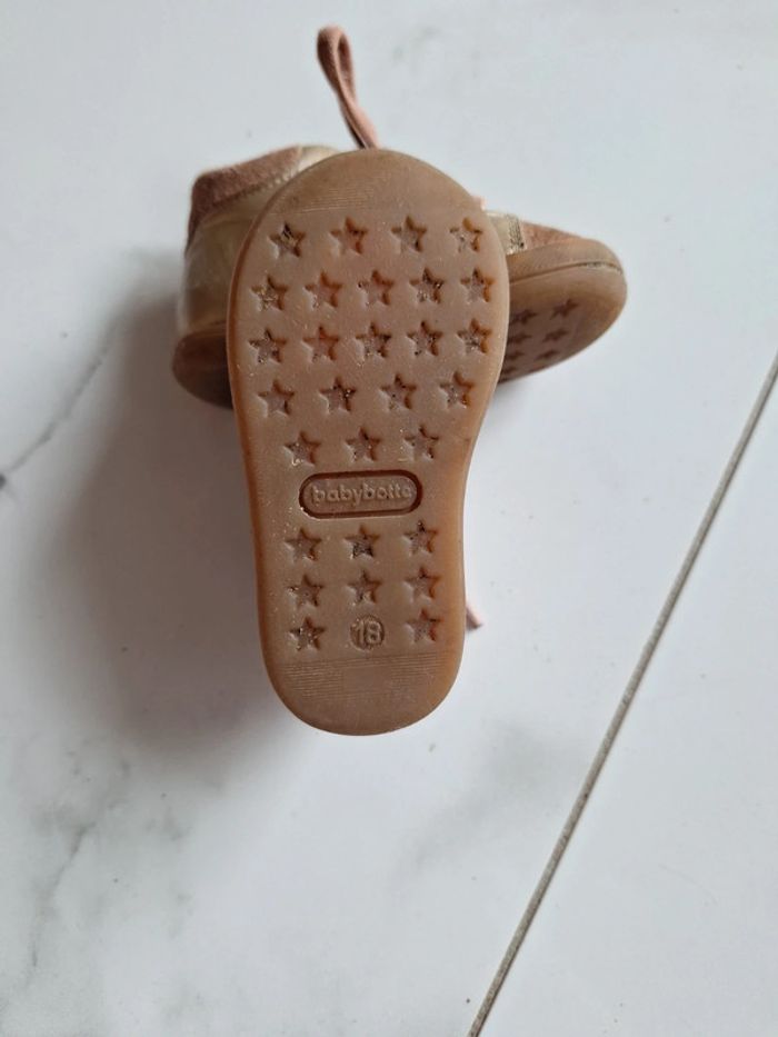 Babybotte taille 18 - photo numéro 5