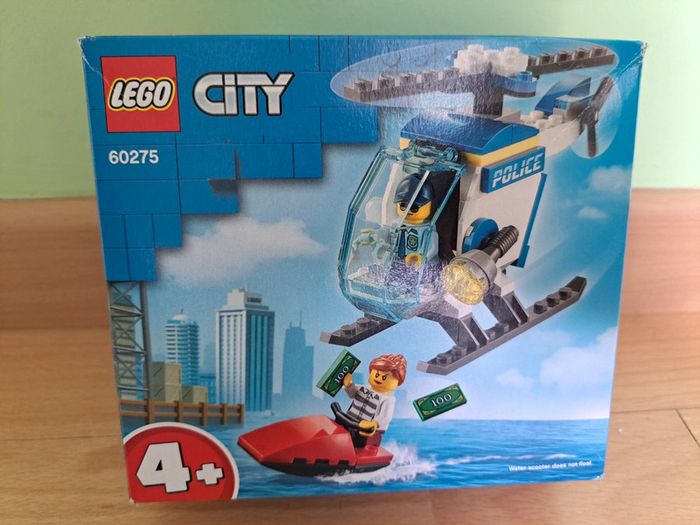 Lego  60275 l'hélicoptère de la police