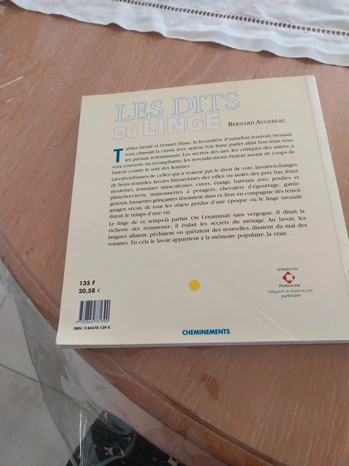 Livre Les Dits du Linge de Bernard Augereau - photo numéro 3
