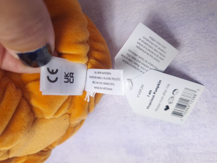 Peluche Jellycat citrouille retired Vivacious Vegetable Pumpkin halloween collection VV6PUM - photo numéro 5