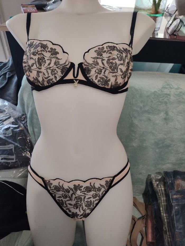 #kytie90Bfemme. Ensemble soutien-gorge 90B et slip taille 36