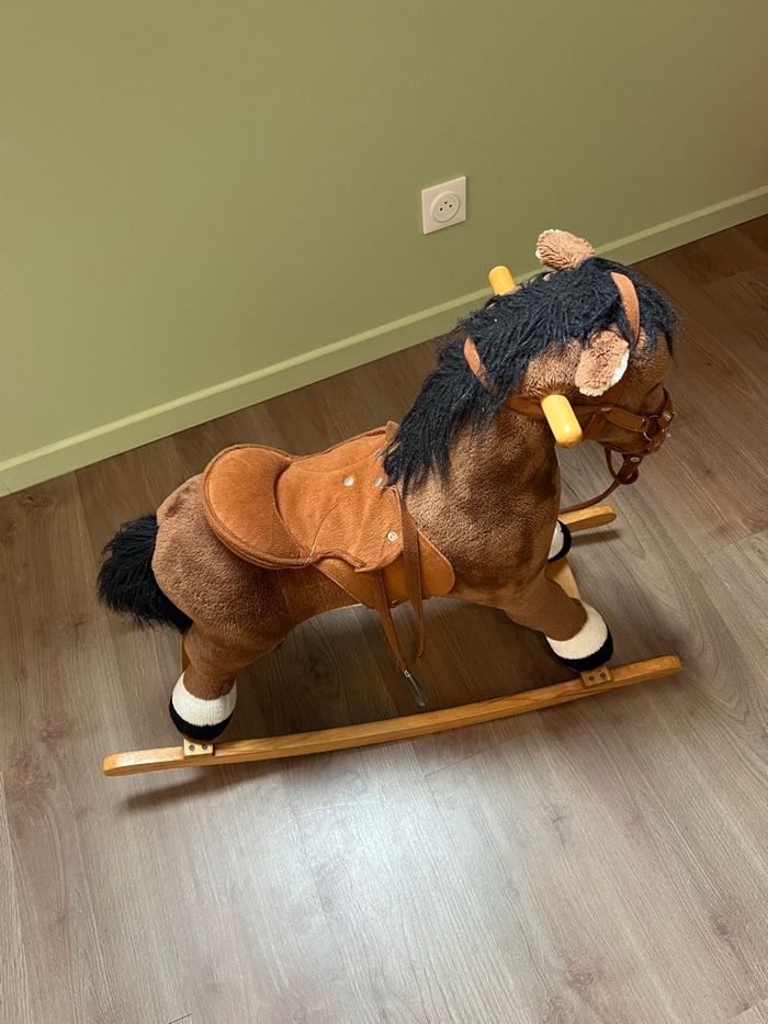 Cheval à bascule - photo numéro 3