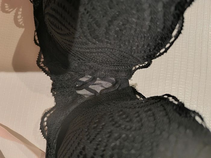 2 soutien gorge rose+noir 100C - photo numéro 3