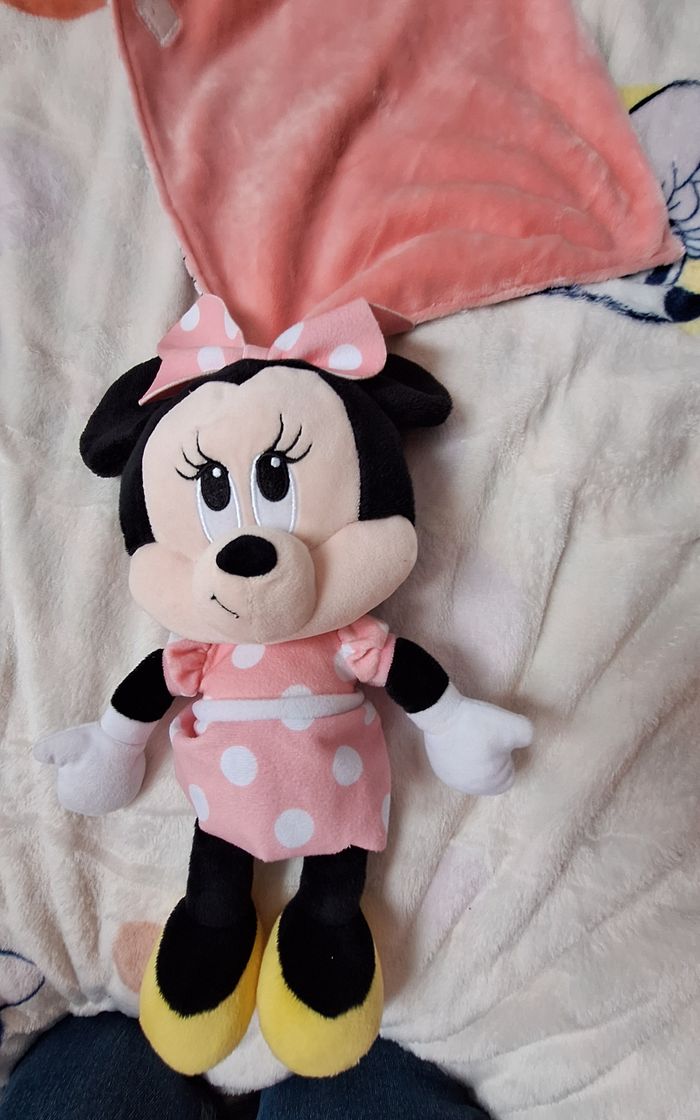 Minnie - photo numéro 2