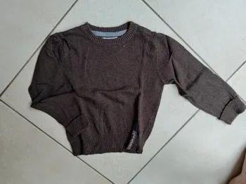 Pull marron