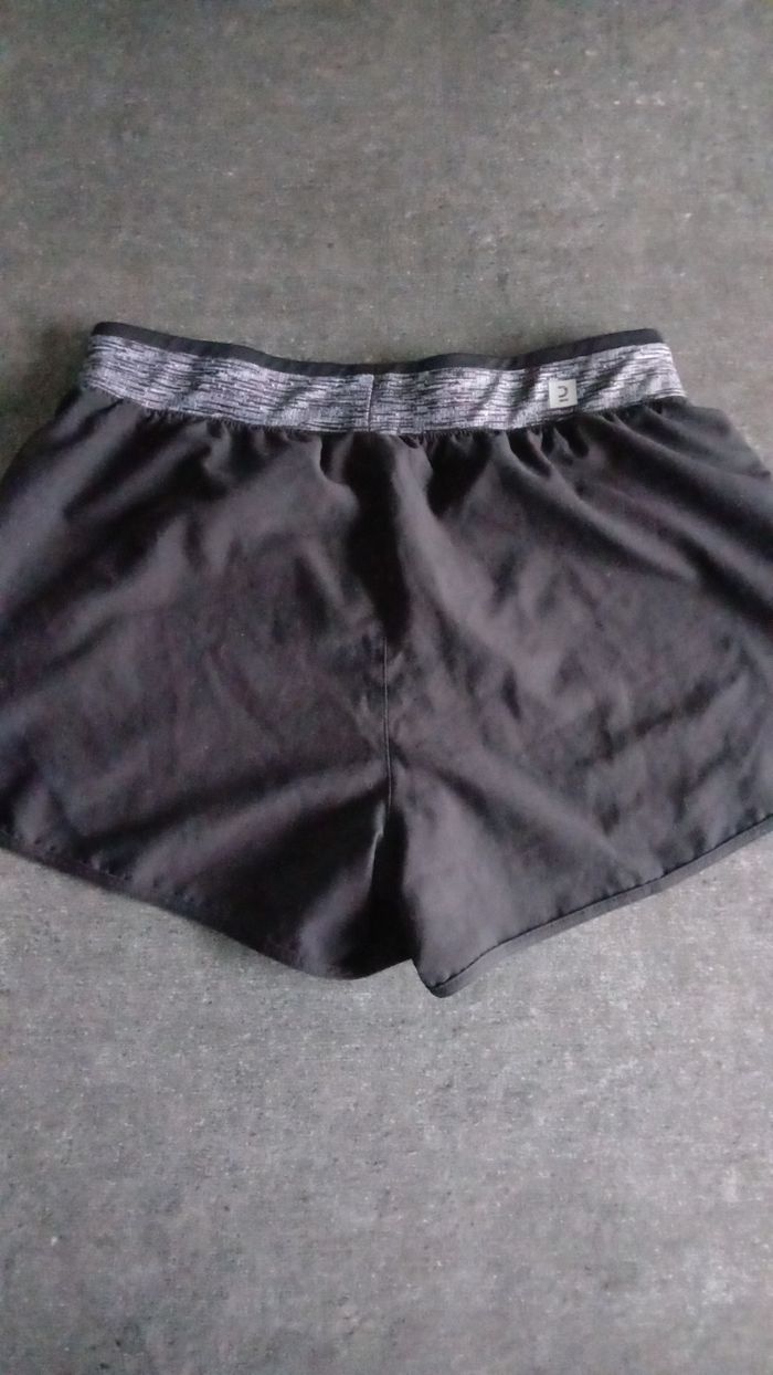 Short T.S - photo numéro 6