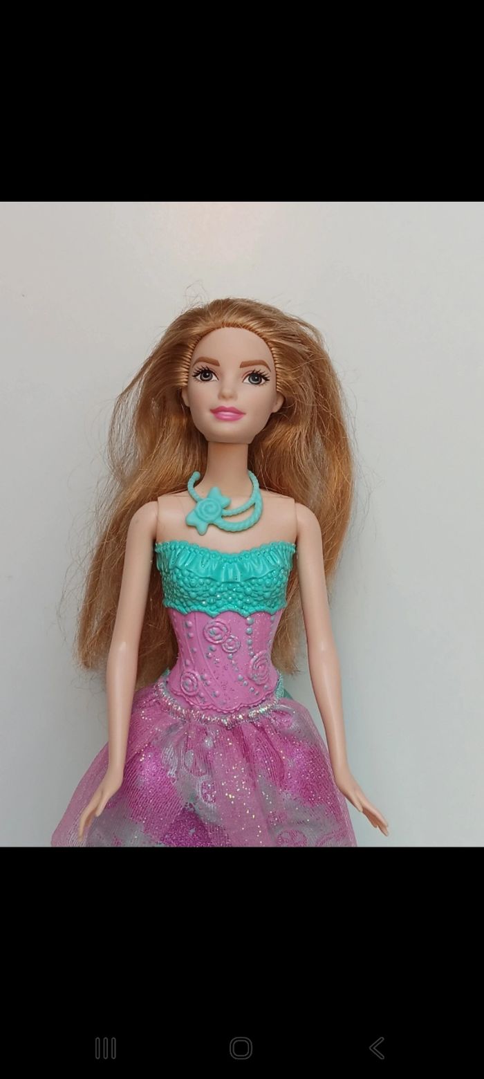 Poupée mattel Barbie Dreamtopia Princesse Bonbons DHM54
Poupée et ensemble compris - photo numéro 2