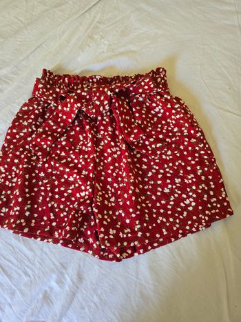 Short fleuri fluide 🍒collection actuelle🍒taille 34