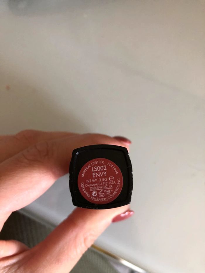 Rouge à lèvre - photo numéro 3