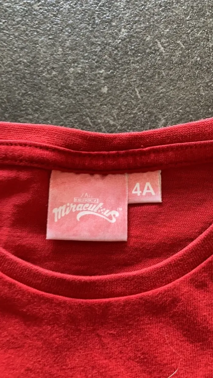 Teeshirt fille 4 ans miraculous - photo numéro 2