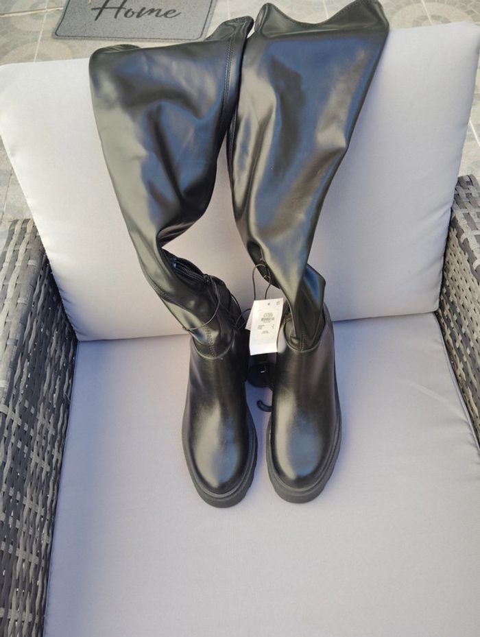 Bottes hautes taille 37 neuves