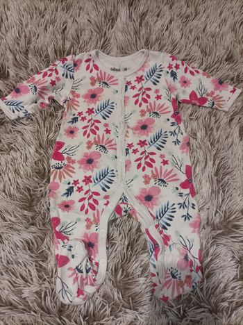 Pyjama fleuri bébé fille