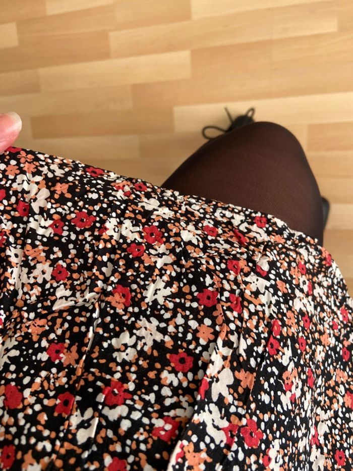 Robe à fleurs / Taille 36 - photo numéro 2