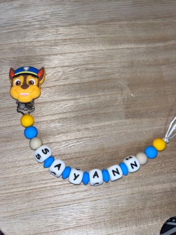 Attache tétine personnalisé