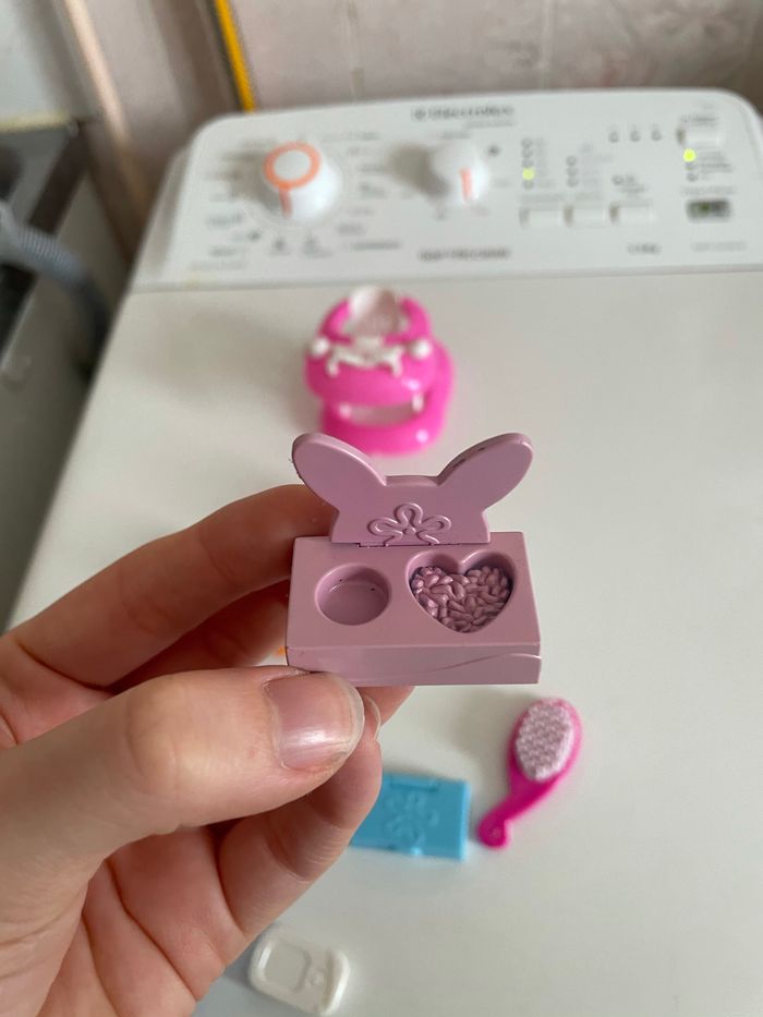 Lot d’accessoires pour poupée. - photo numéro 4