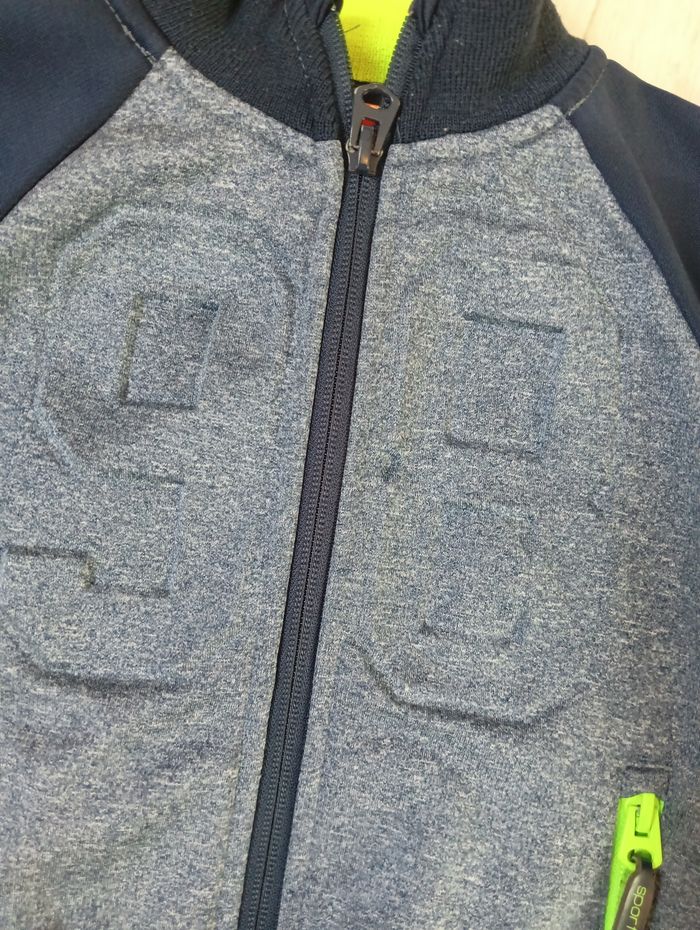 Sweat/Veste garçon taille 3ans - photo numéro 4