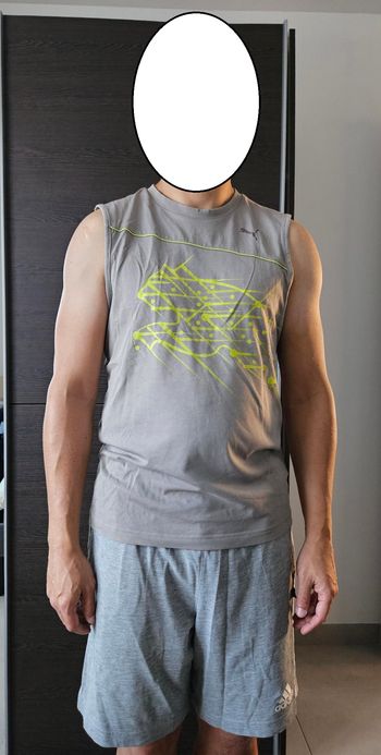 T-shirt sans manches ou marcel, de marque Puma