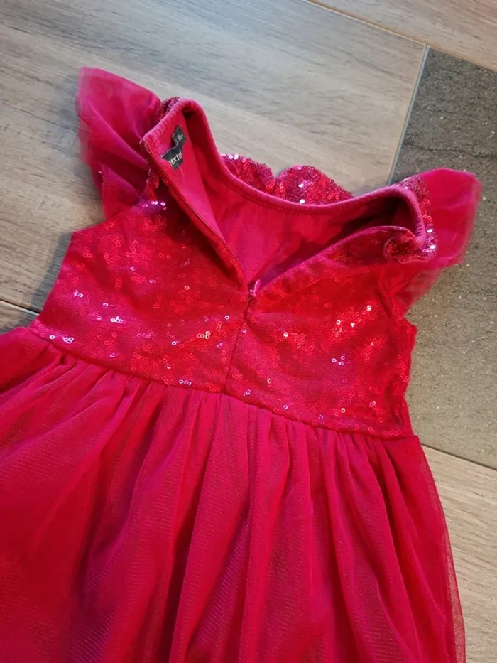 Robe paillettes fushia - photo numéro 6