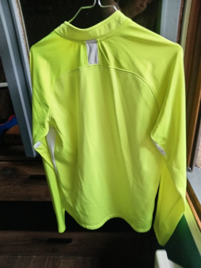 Haut nike 15/16 ans - photo numéro 2