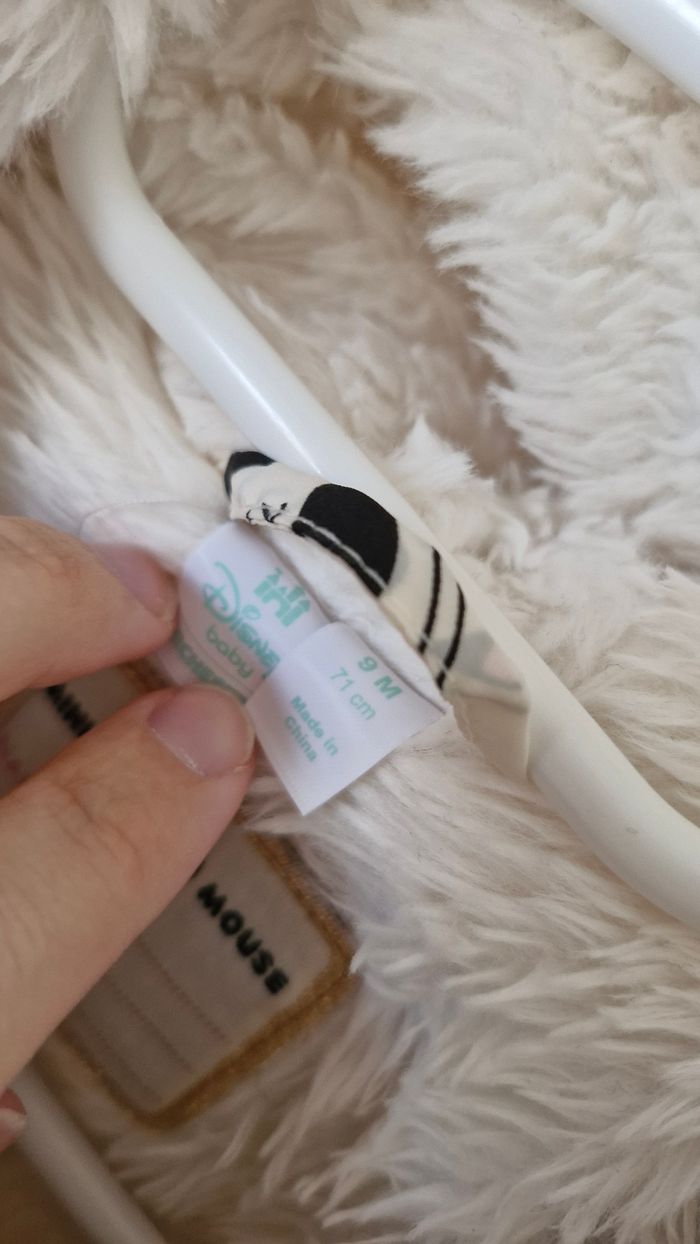 Doudoune minnie 9 mois - photo numéro 4