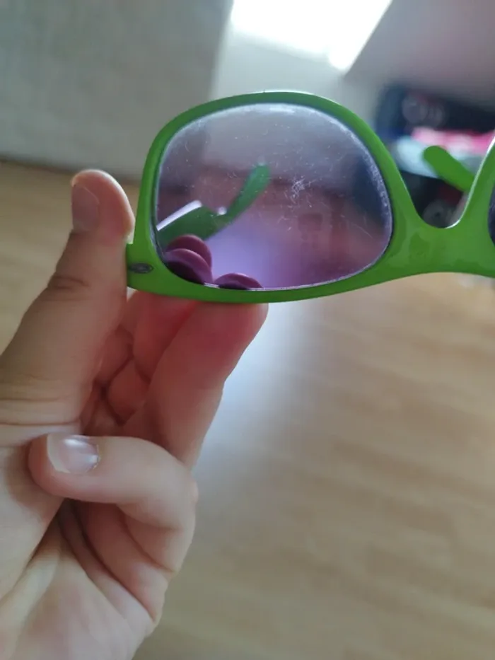 Lunette soleil déguisement vert fluo - photo numéro 5