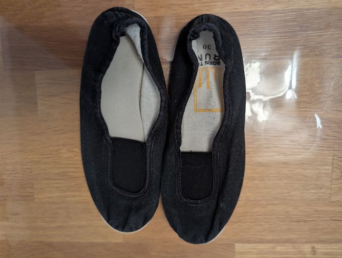 Chaussons de gym unisexe pointure 30 - photo numéro 7