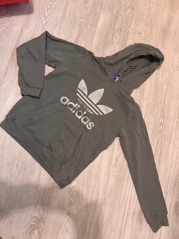 Sweat à capuche adidas