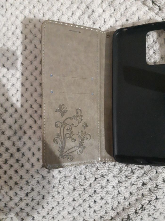 Housse de téléphone remi note 12,état neuf - photo numéro 3