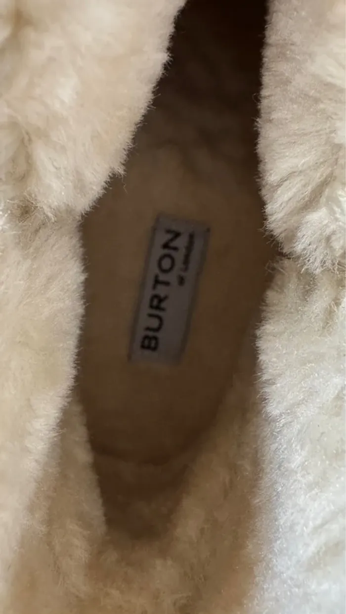 Bottines Burton 38 neuves - photo numéro 4