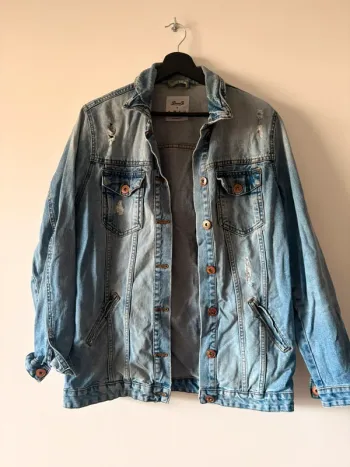 Veste en jean oversize Stradivarius
