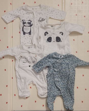 Lot 3 pyjamas