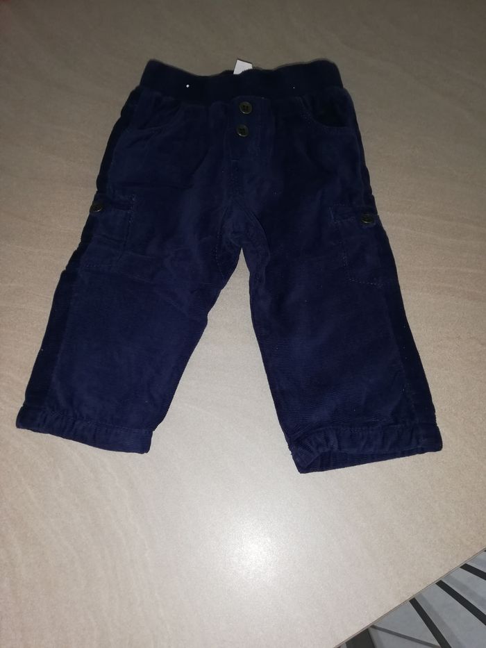 Lot A de 7 vêtements fille 6 mois - photo numéro 4