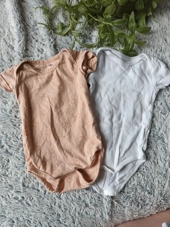 Lot 2 bodies 3 mois