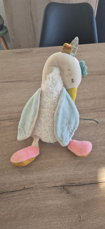 Peluche musicale oie Le voyage d'Olga