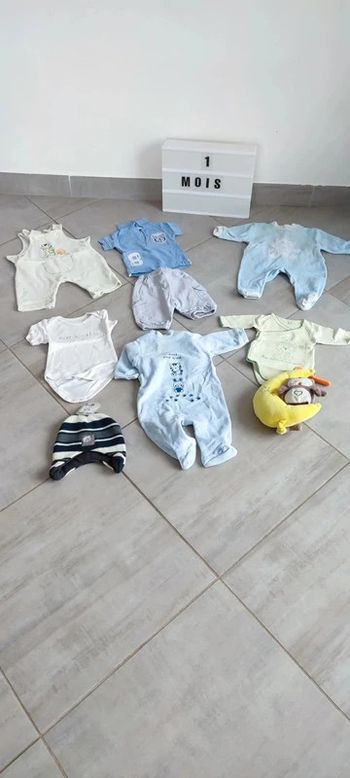 lot naissance - 1 mois garçon
