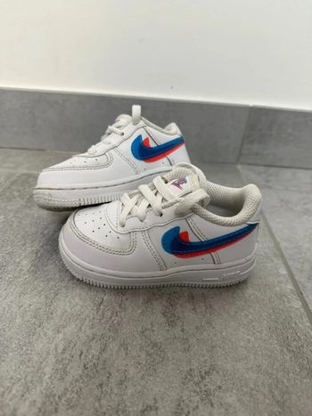Baskets Nike Air Force 1 unisexe taille 22