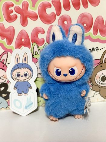 Labubu pin for love lettre O