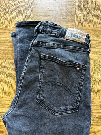 Jean Tommy Hilfiger 16 ans