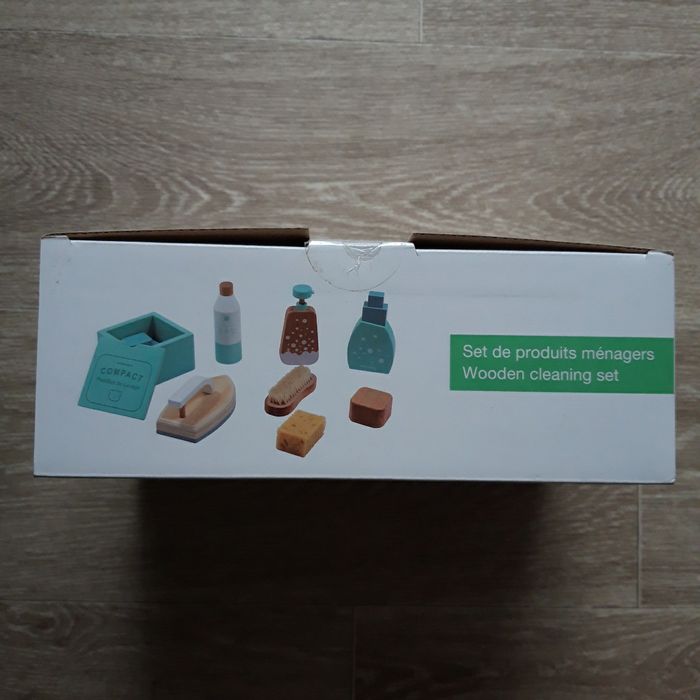 Jouet en bois Set de produits ménagers Vertbaudet NEUF - photo numéro 3