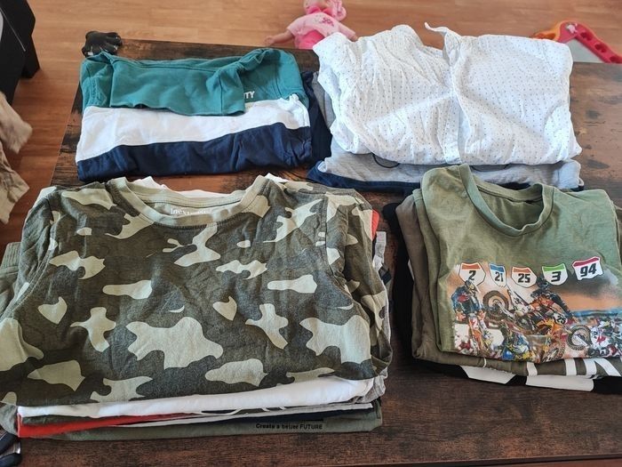 Lot de garçon 7-8 ans - photo numéro 2