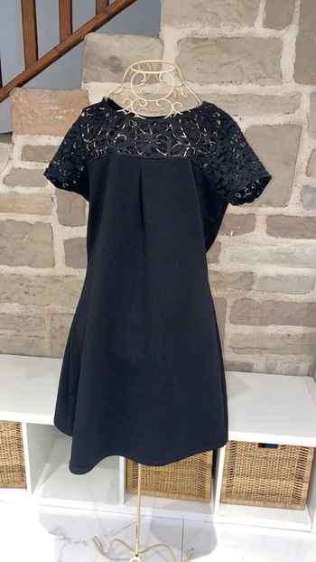 Robe noir