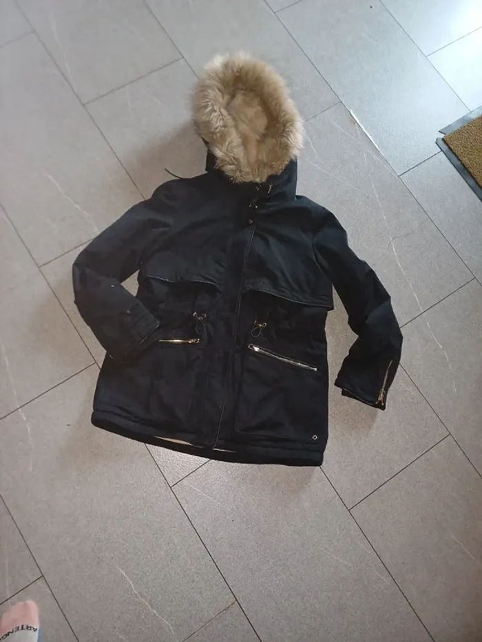 Manteau très chaud capuche