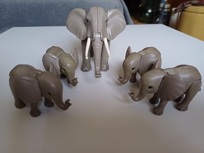 Lot de figurines famille éléphants playmobil - photo numéro 2