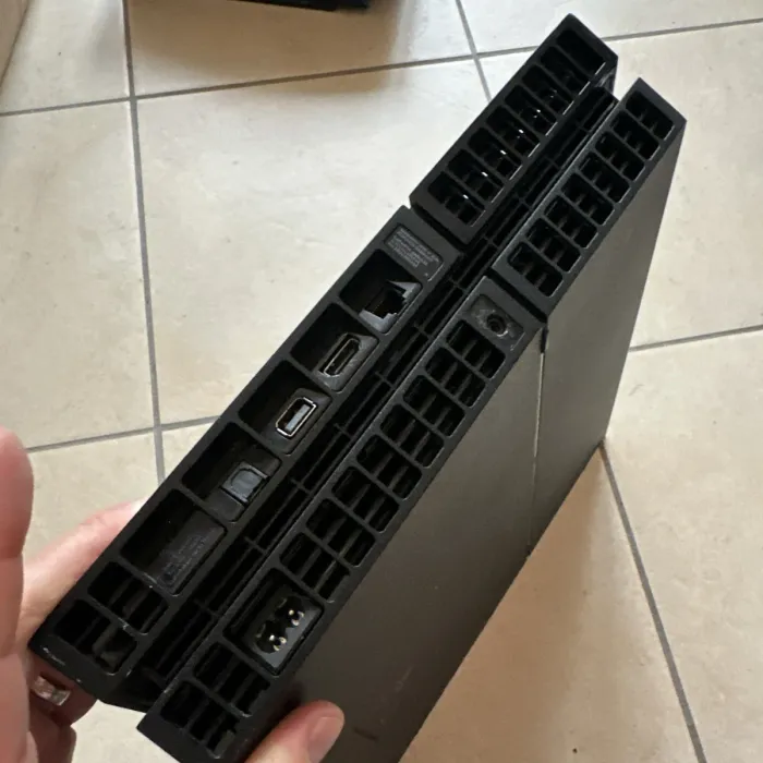 Console Sony Playstation 4  Modèle ps4 - photo numéro 8