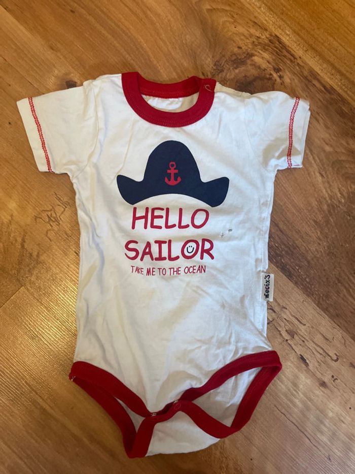 Lot de 3 bodies manches courtes taille 9 mois - photo numéro 5