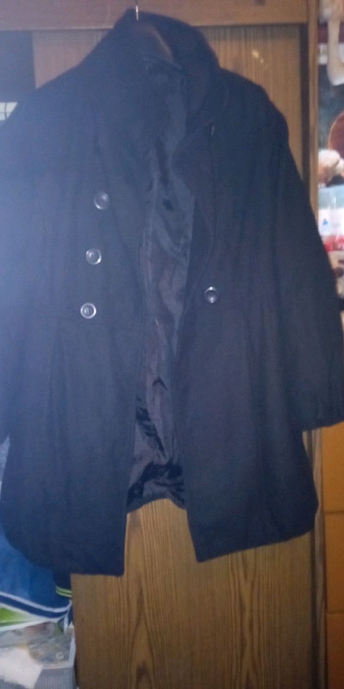 Manteau noir taille 40